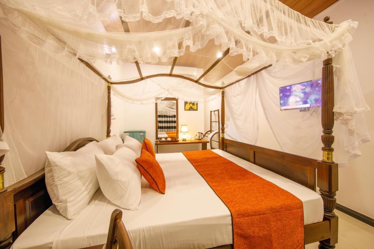 Mimoza Mirissa Bed & Breakfast エクステリア 写真