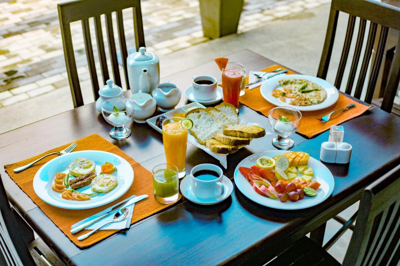 Mimoza Mirissa Bed & Breakfast エクステリア 写真