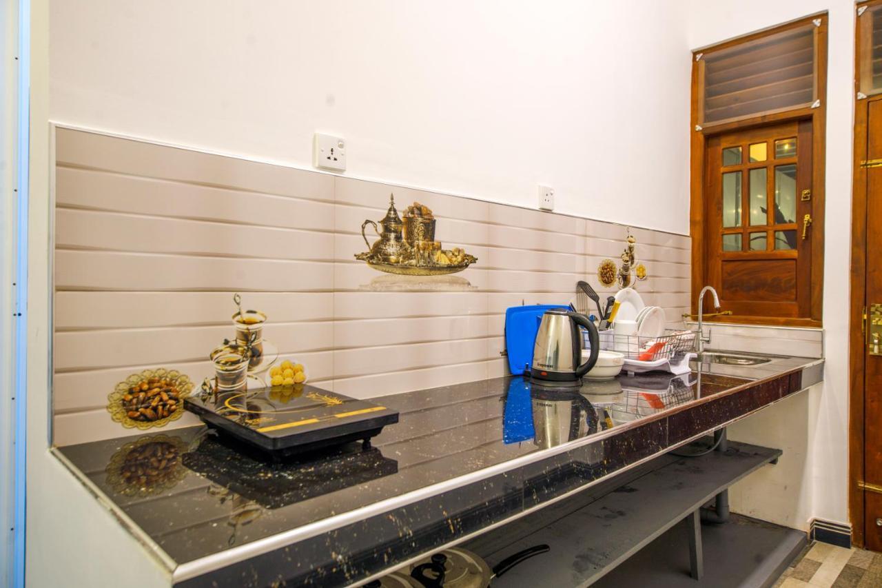 Mimoza Mirissa Bed & Breakfast エクステリア 写真