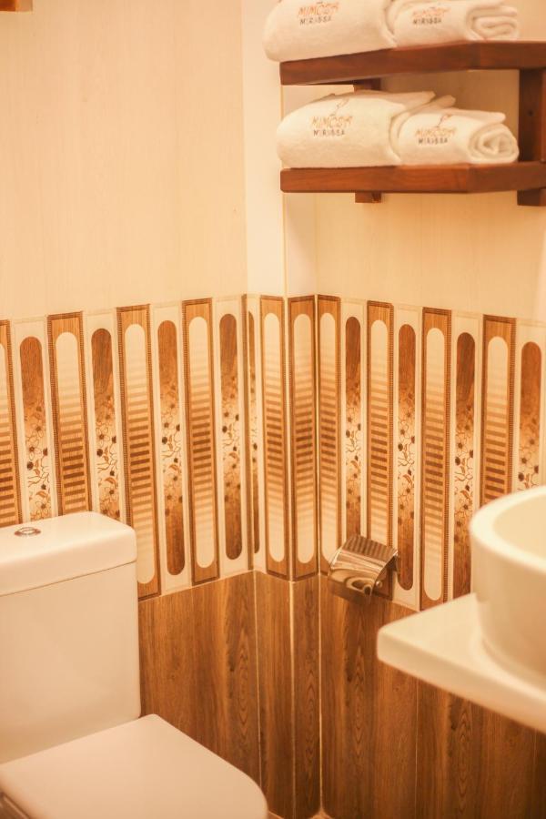 Mimoza Mirissa Bed & Breakfast エクステリア 写真